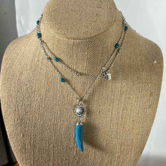 Sliver Chain Necklace with Howlite Jemstone and A Stretchy Bracelet - Picture 1 of 6